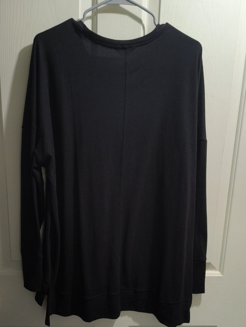 Time and Tru Black Long-Sleeve Tunic Top - Picture 3 of 3